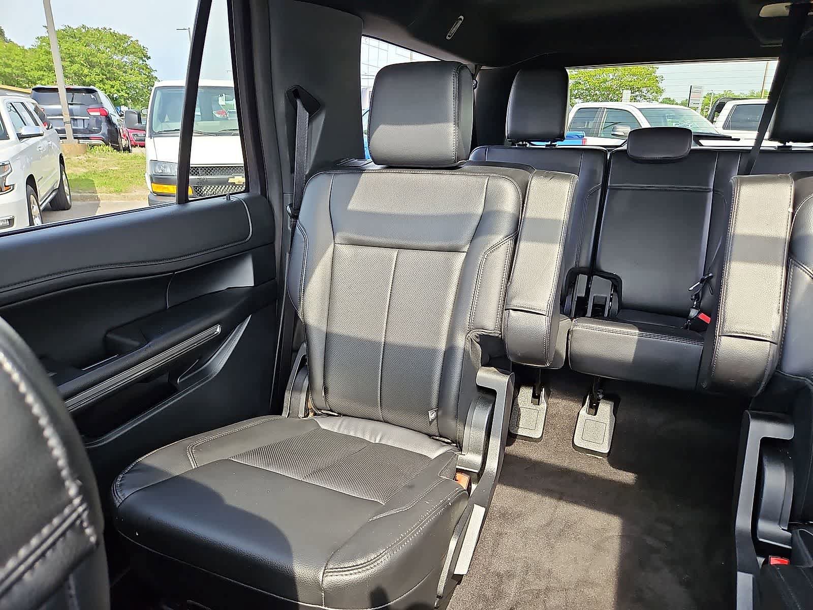 Used 2021 Ford Expedition Max XLT RWD image 13