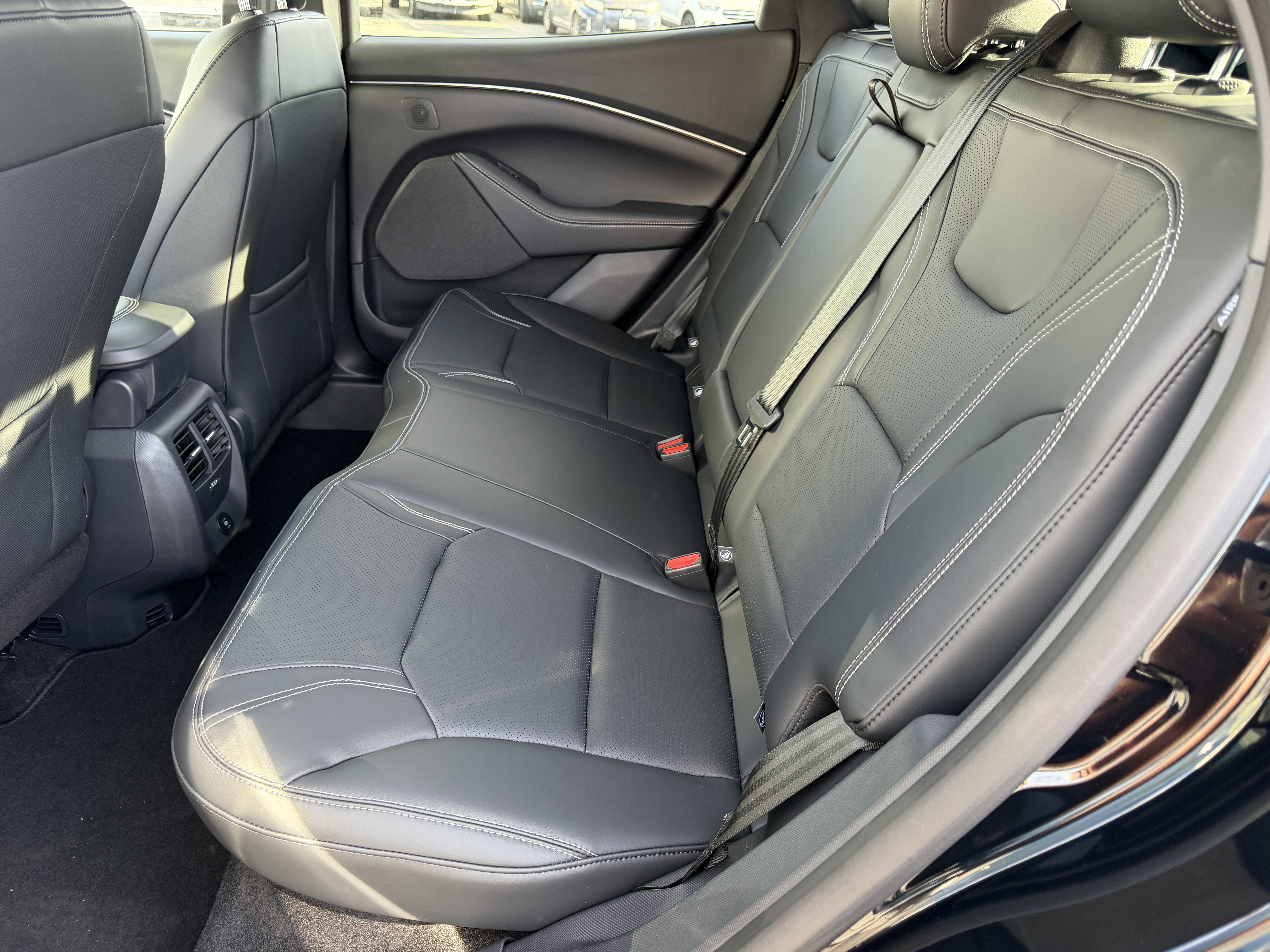 Used 2025 Ford Mustang Mach-E Premium image 21