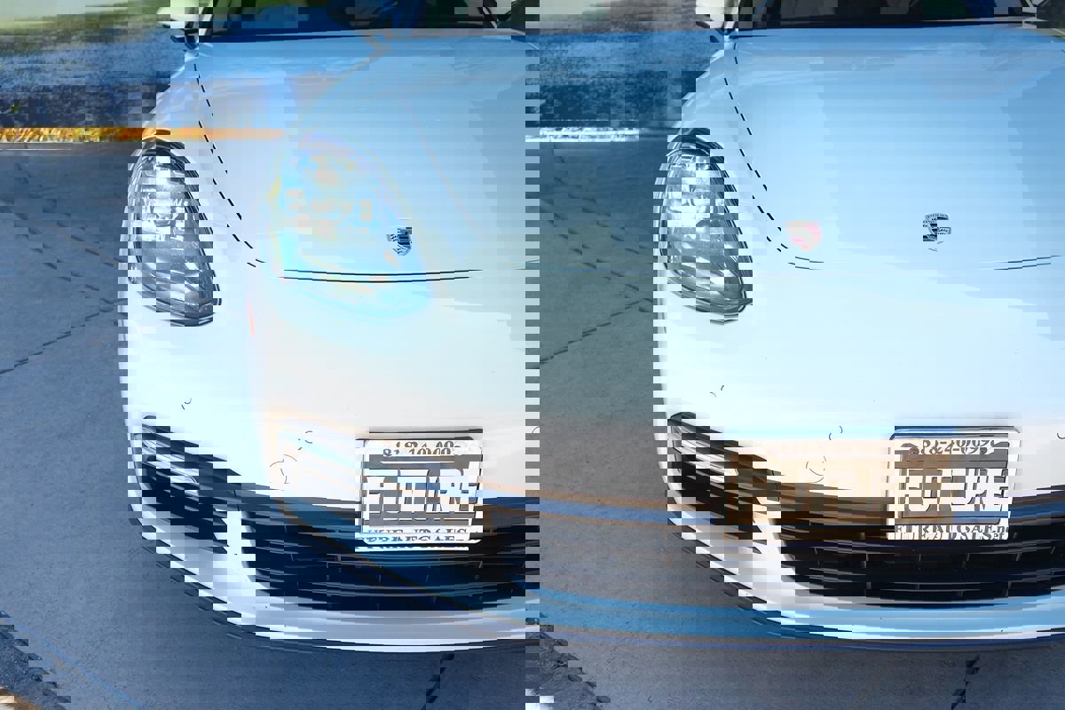 Used 2017 Porsche Panamera image 45