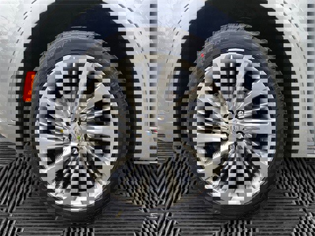 New 2026 Buick Envision Avenir image 14