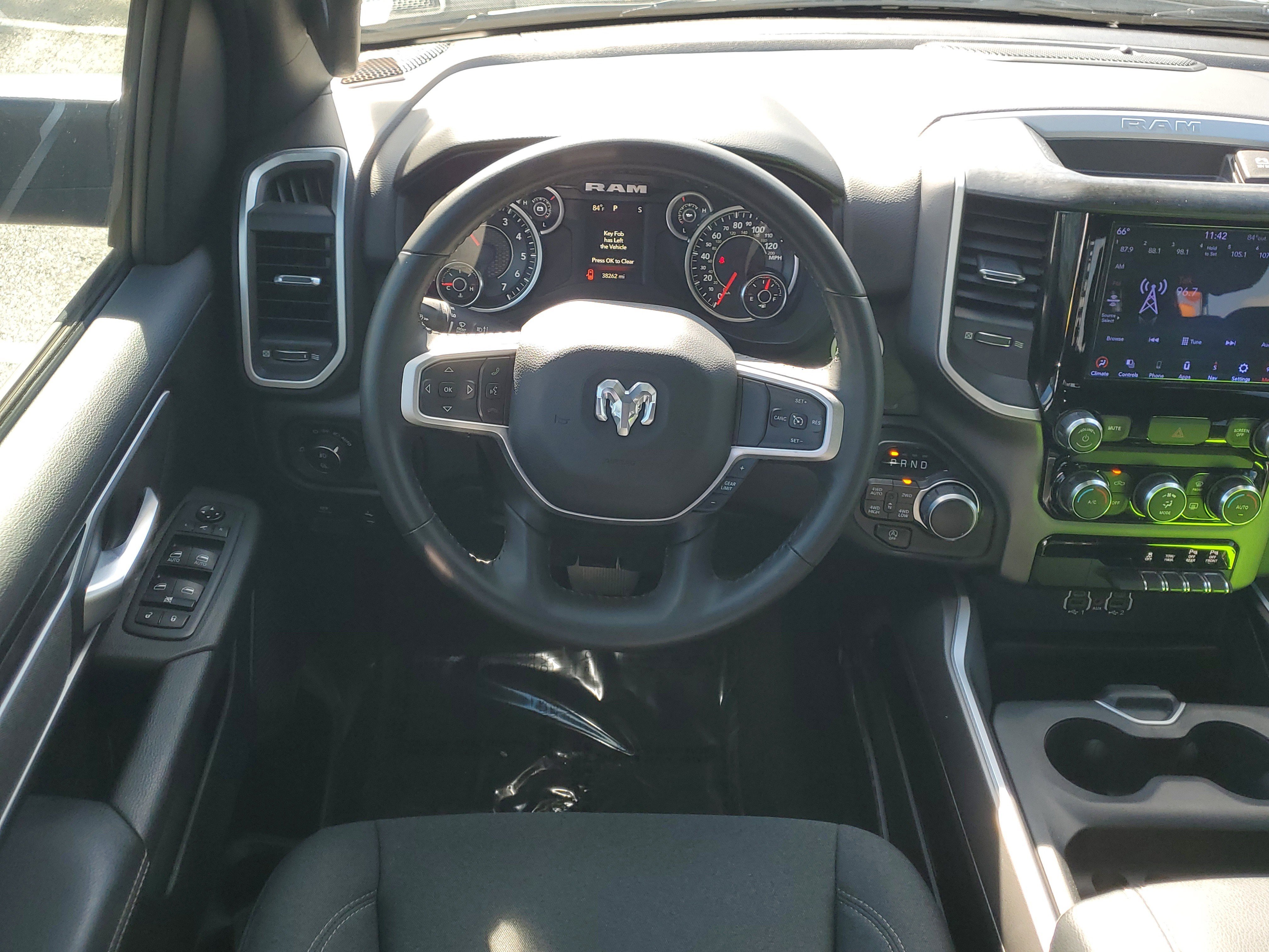 Used 2021 RAM 1500 Big Horn image 18