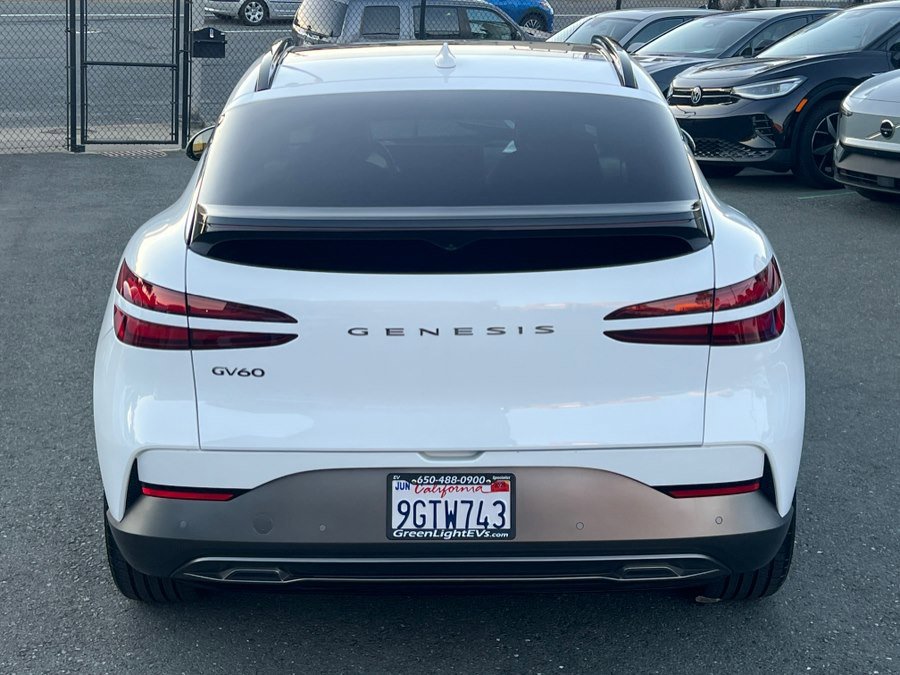 Used 2023 Genesis GV60 Advanced image 6