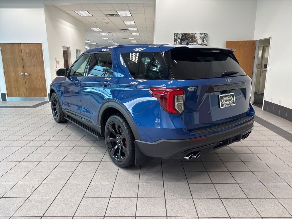 Used 2021 Ford Explorer ST w/ Equipment Group 401A AWD/4WD image 4