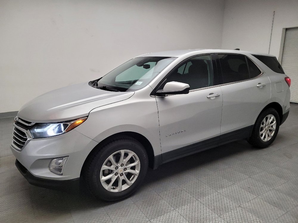Used 2020 Chevrolet Equinox LT image 2