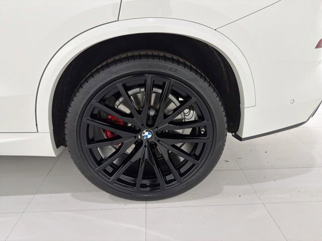 Used 2021 BMW X5 M50i w/ Executive Package image 48