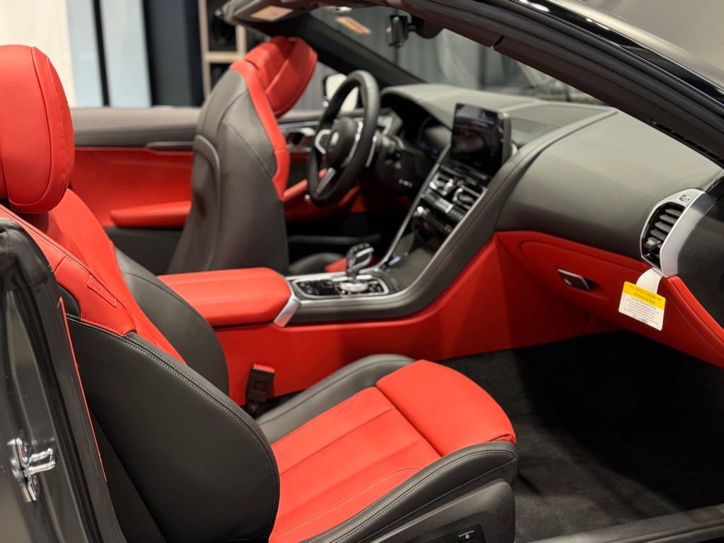 Used 2026 BMW M850i xDrive Convertible w/ M Sport Professional Package image 26