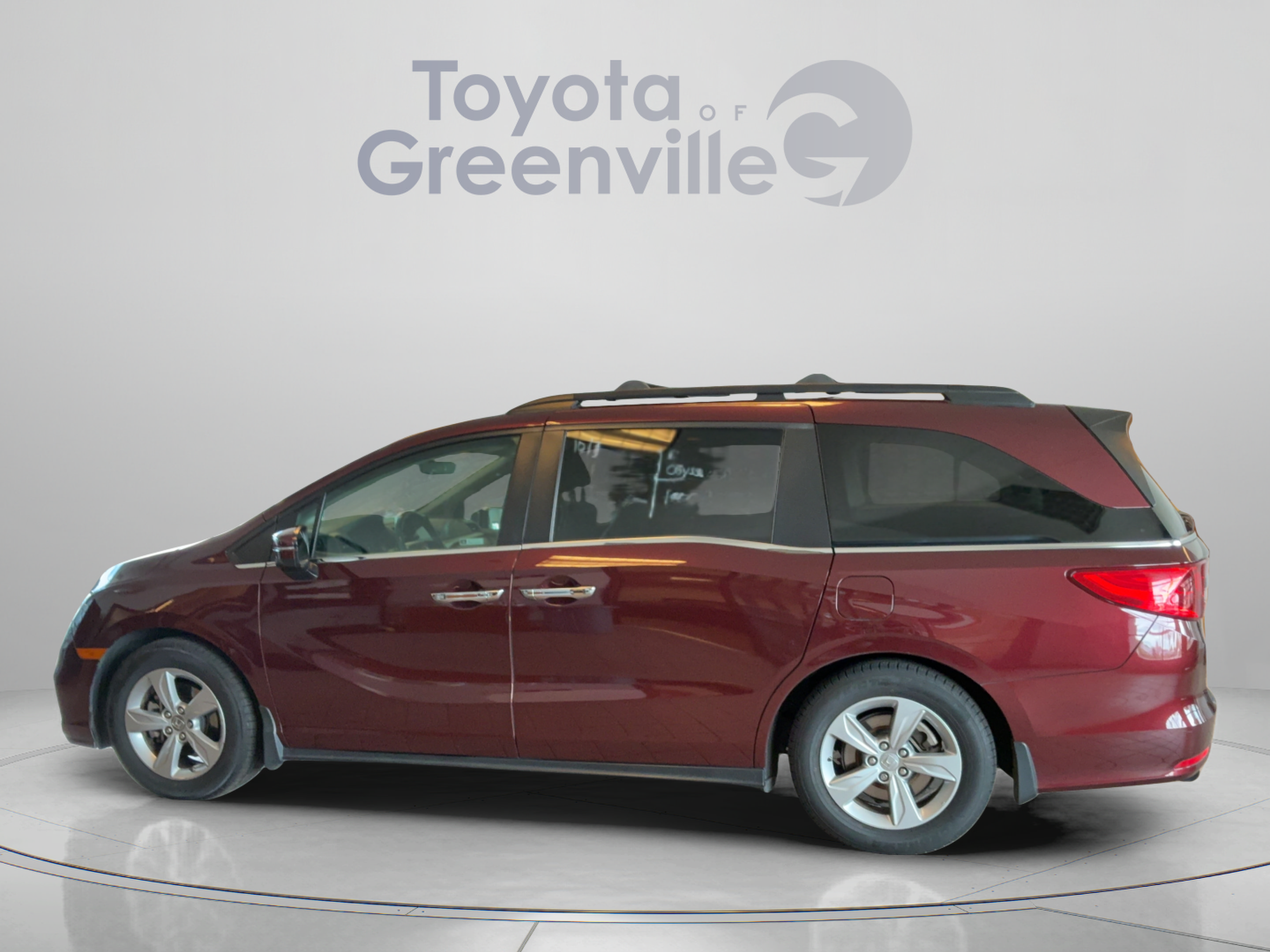 Used 2018 Honda Odyssey EX-L image 2