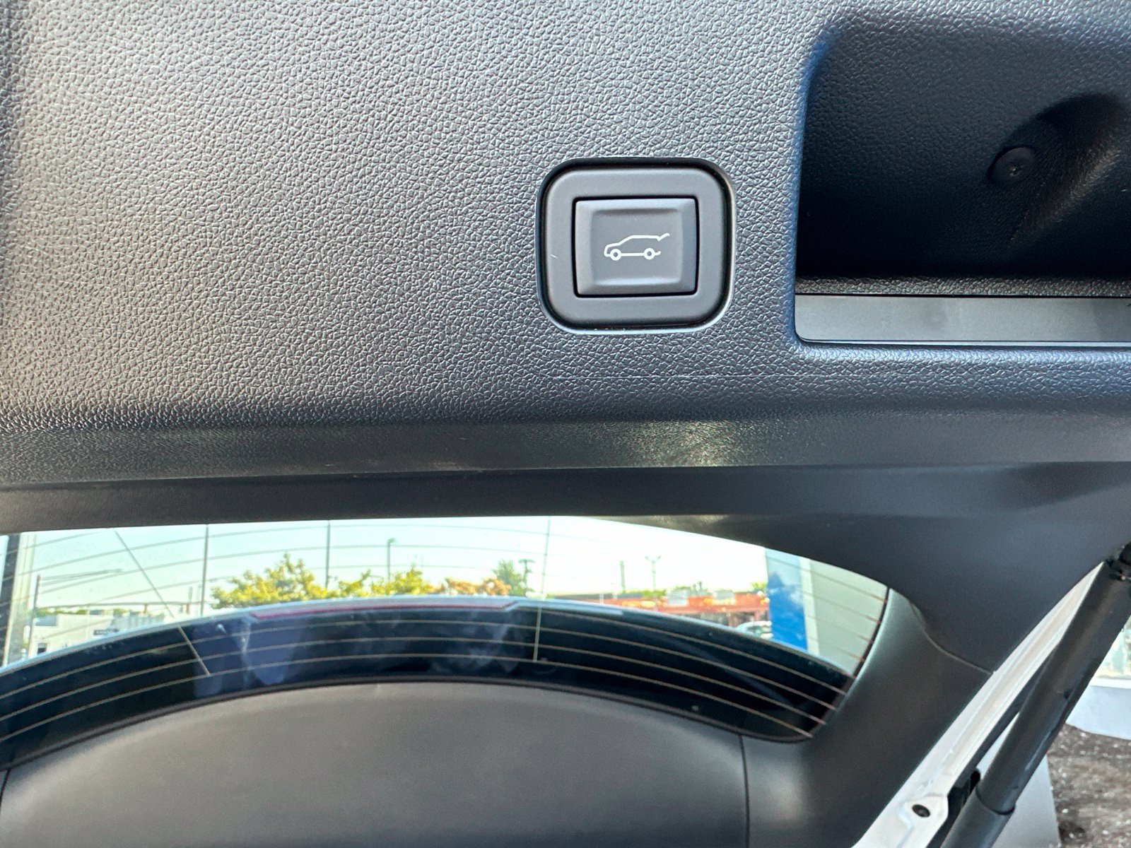 New 2026 Chevrolet Equinox EV LT FWD image 11