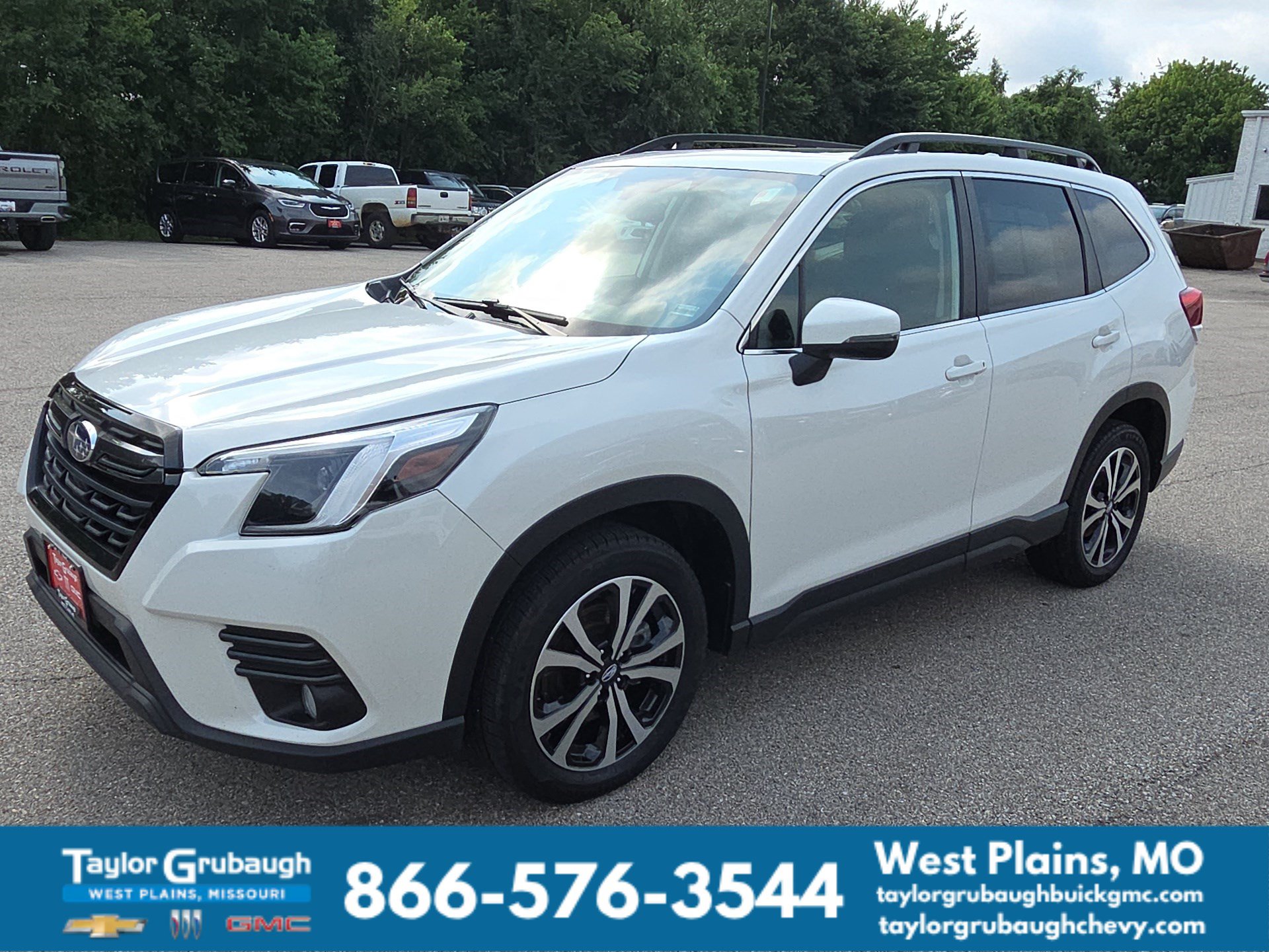 Used 2023 Subaru Forester Limited AWD/4WD image 4