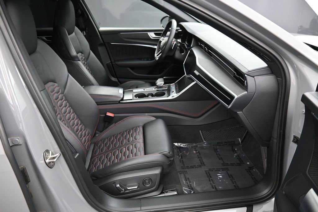 Used 2023 Audi RS 6 AWD/4WD image 28