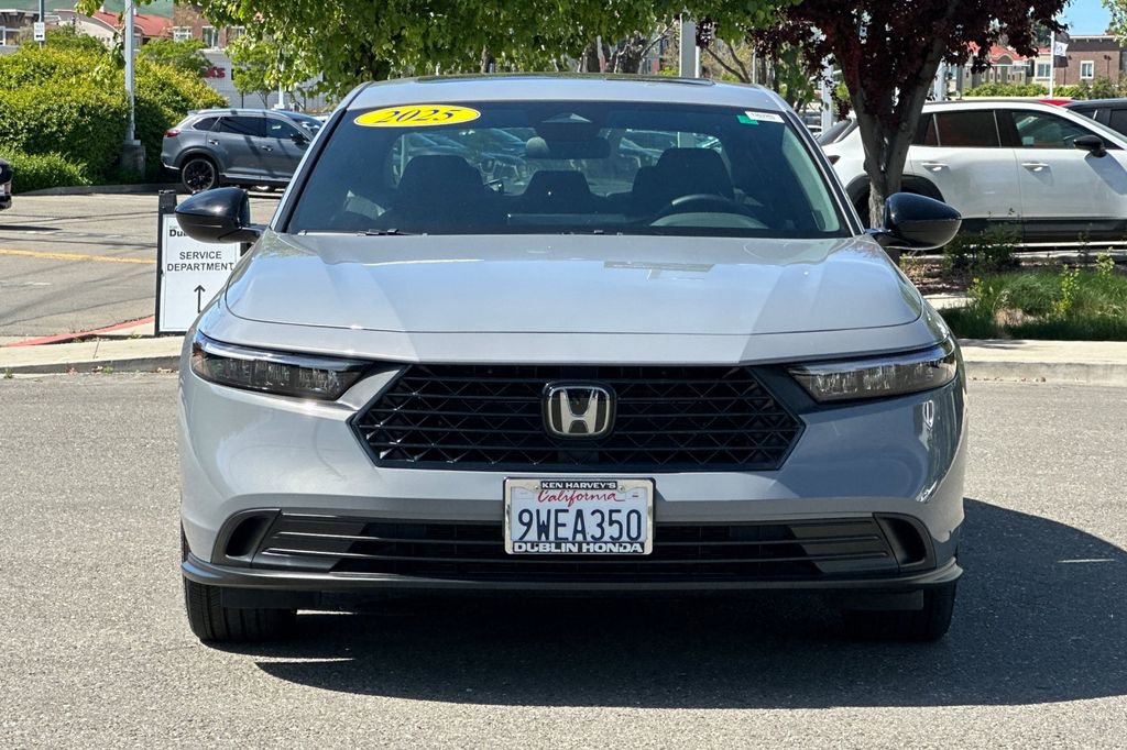 Used 2025 Honda Accord Sport image 9