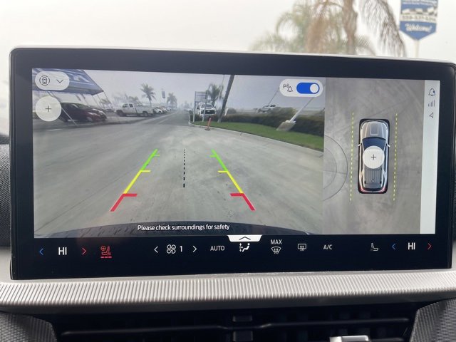 New 2026 Ford Explorer ST-Line w/ ST-Line Street Pack image 13