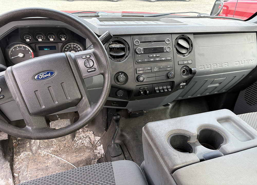 Used 2016 Ford F250 XL w/ Power Equipment Group AWD/4WD image 8