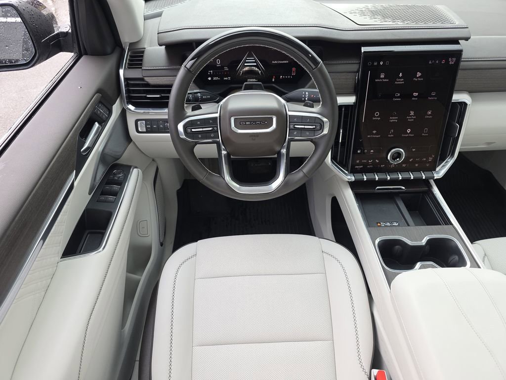 Used 2024 GMC Acadia Denali w/ Super Cruise Package image 2
