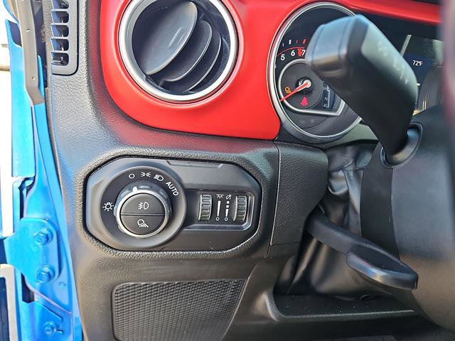 Used 2022 Jeep Gladiator Rubicon w/ LED Lighting Group image 16