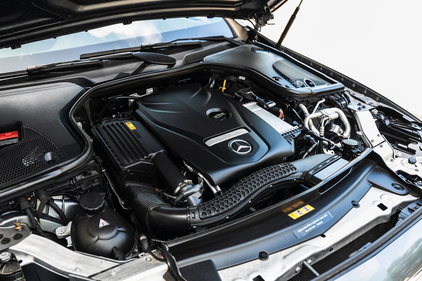 Used 2018 Mercedes-Benz E 300 4MATIC image 35