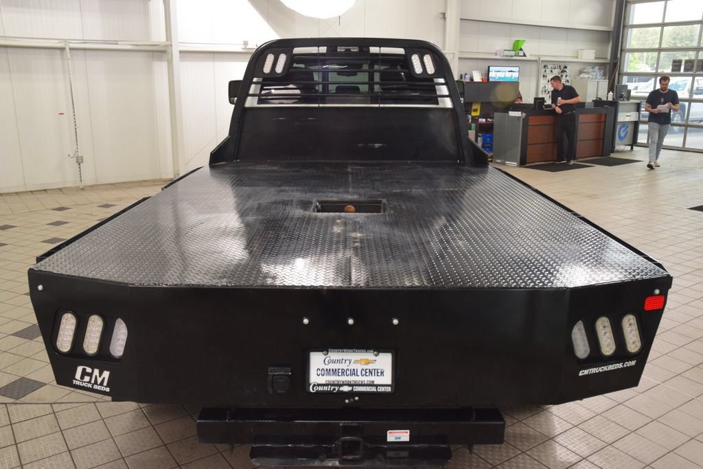 Used 2025 RAM 5500 4x4 Crew Cab image 4