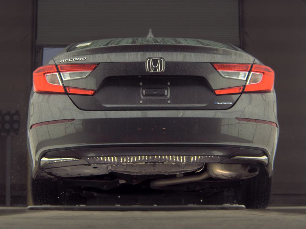 Used 2018 Honda Accord Hybrid image 9