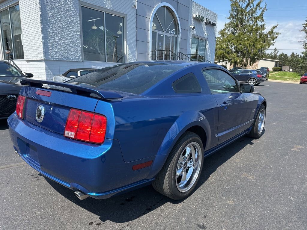 Used 2008 Ford Mustang GT Premium RWD image 3