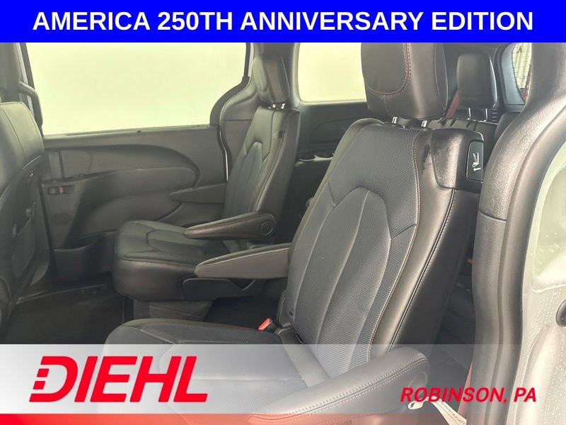 New 2027 Chrysler Pacifica Select FWD image 21