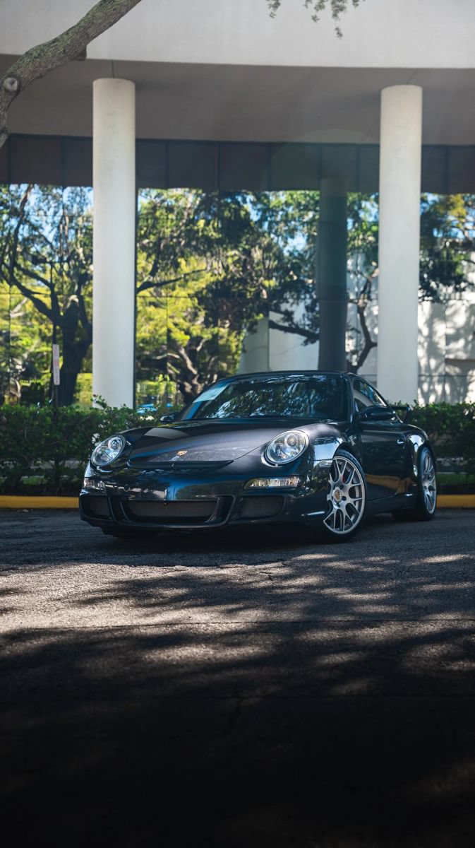 Used 2006 Porsche 911 Carrera S RWD image 2