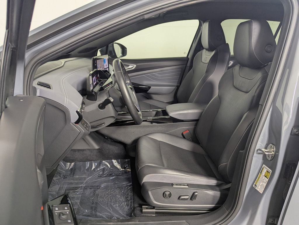 Used 2024 Volkswagen ID.4 S image 12