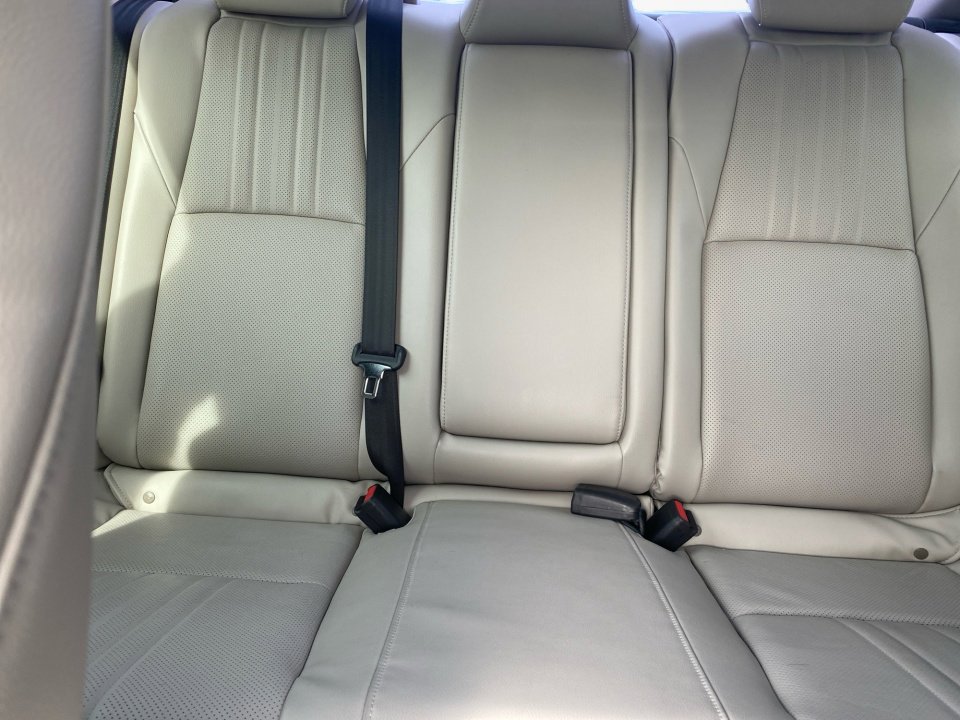 Used 2018 Honda Accord EX-L image 15