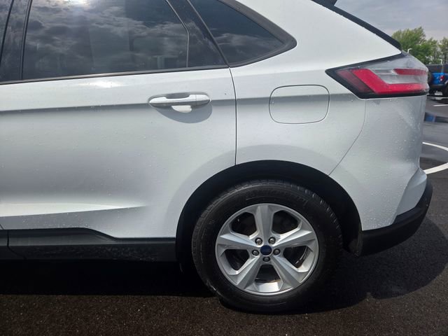 Used 2019 Ford Edge SE FWD image 15