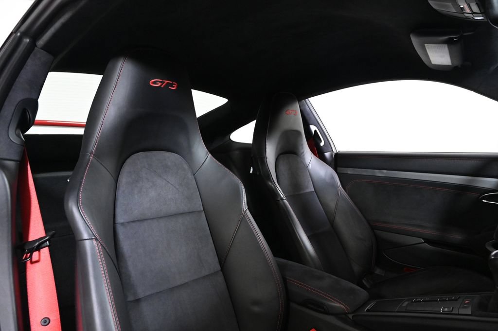 Certified 2018 Porsche 911 GT3 RWD image 18
