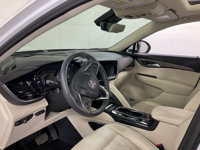 Used 2023 Buick Envision Avenir image 24
