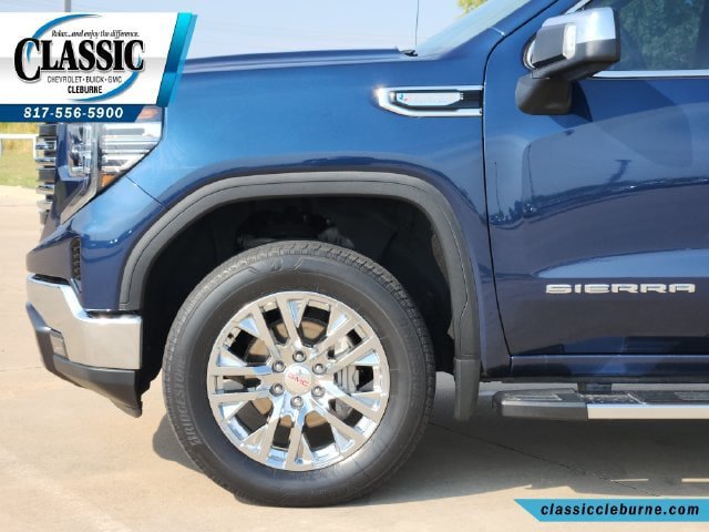 Used 2023 GMC Sierra 1500 SLT RWD image 11