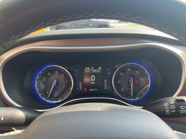 Used 2023 Chrysler Voyager LX image 9