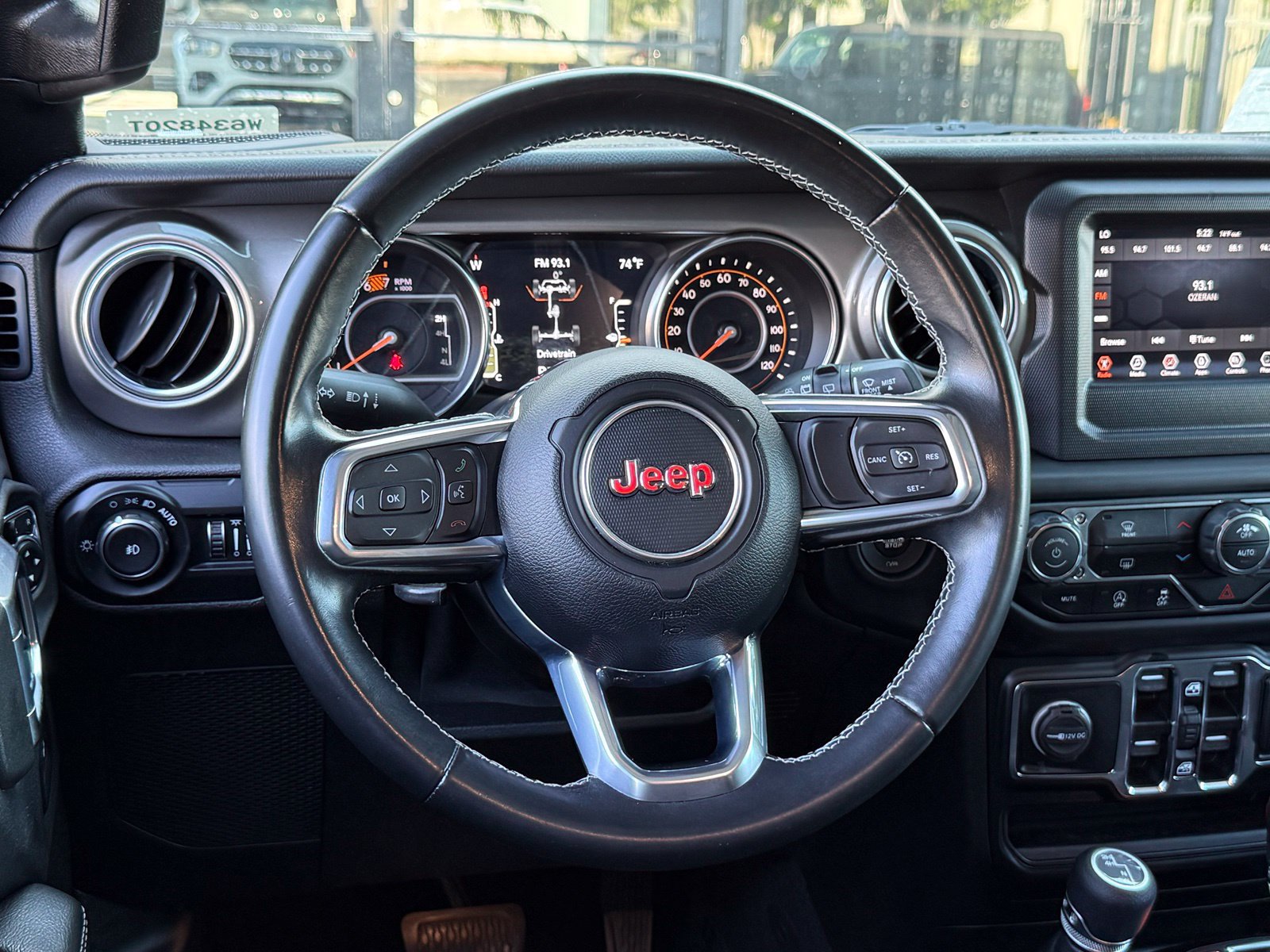 Used 2021 Jeep Wrangler Unlimited Sahara AWD/4WD image 37