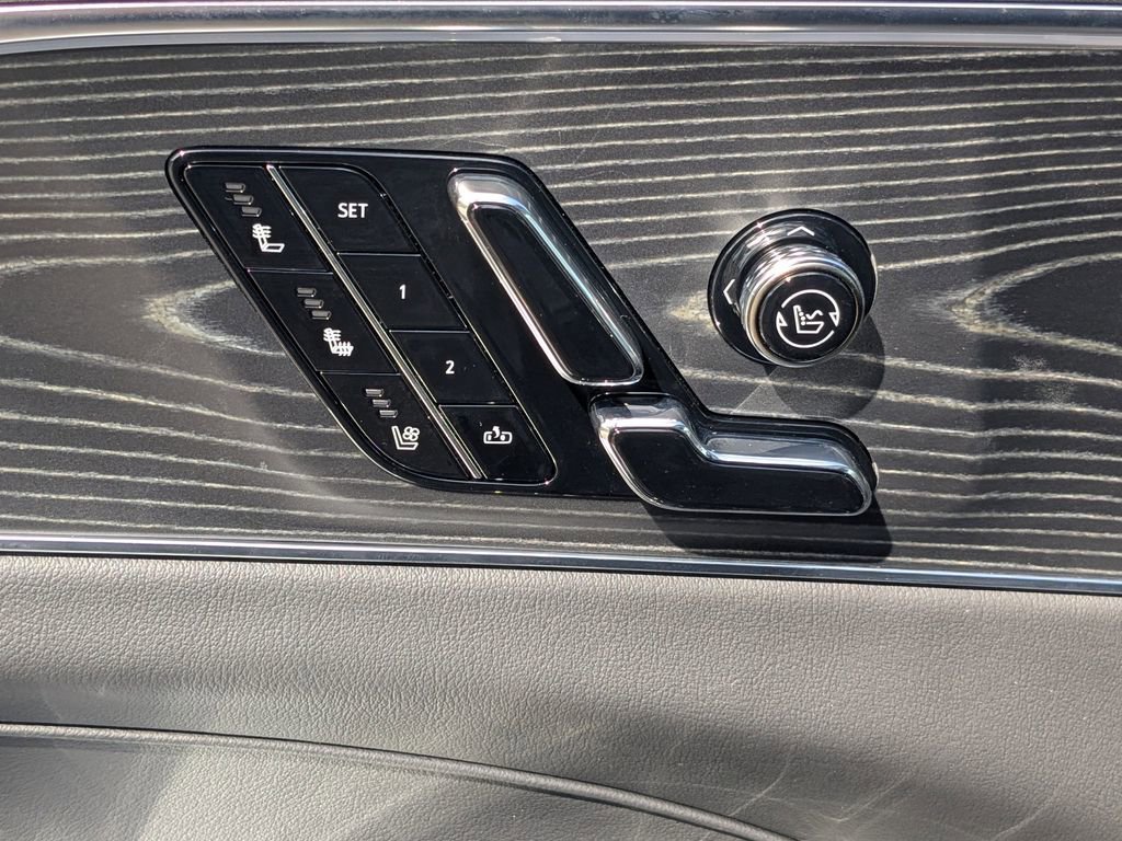 New 2026 Cadillac Lyriq V w/ LPO, Floor Liner Package image 18