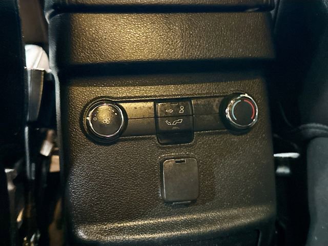 Used 2016 Ford Explorer XLT w/ Equipment Group 202A image 25