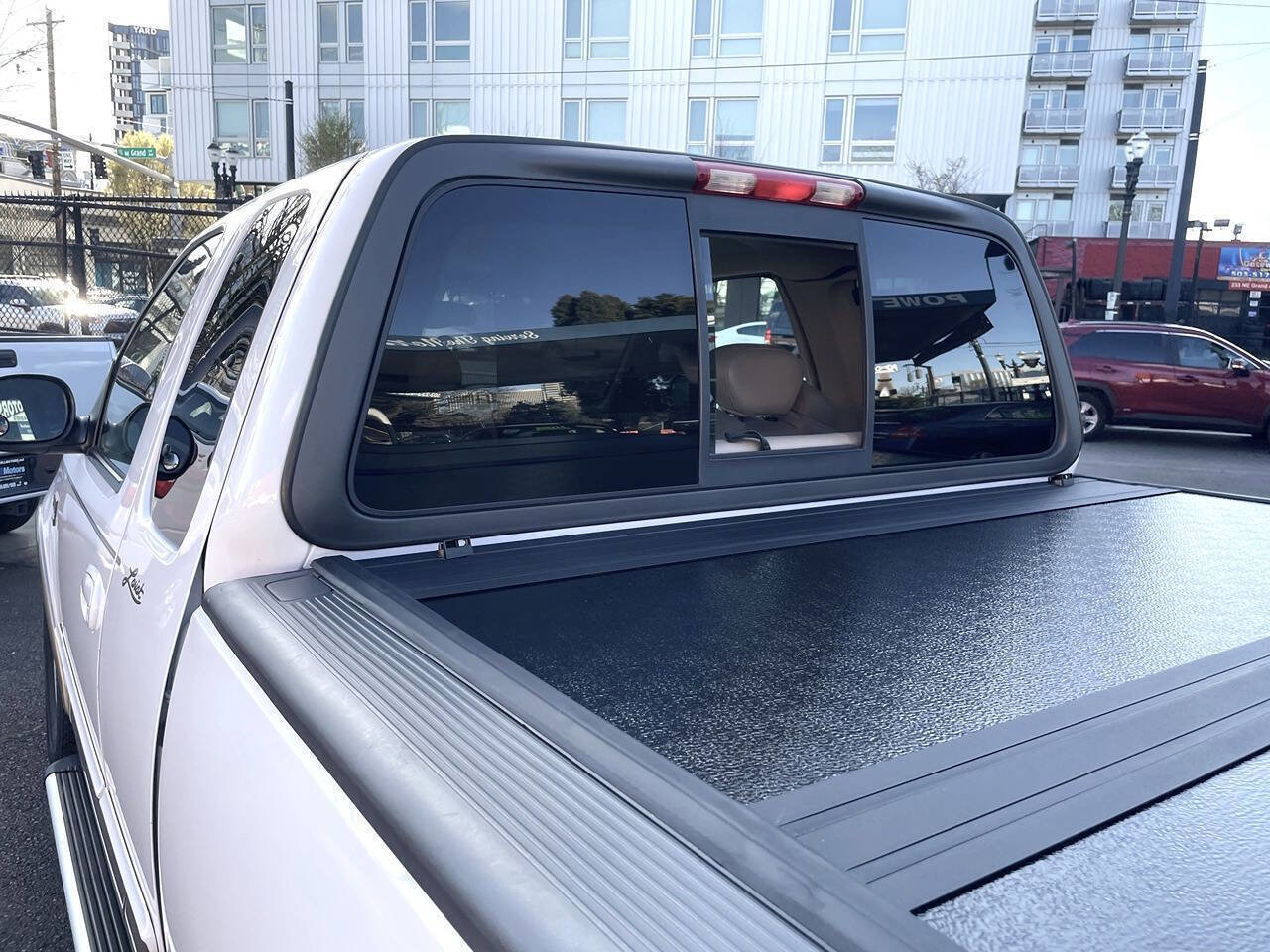 Used 2003 Ford F150 Lariat RWD image 14