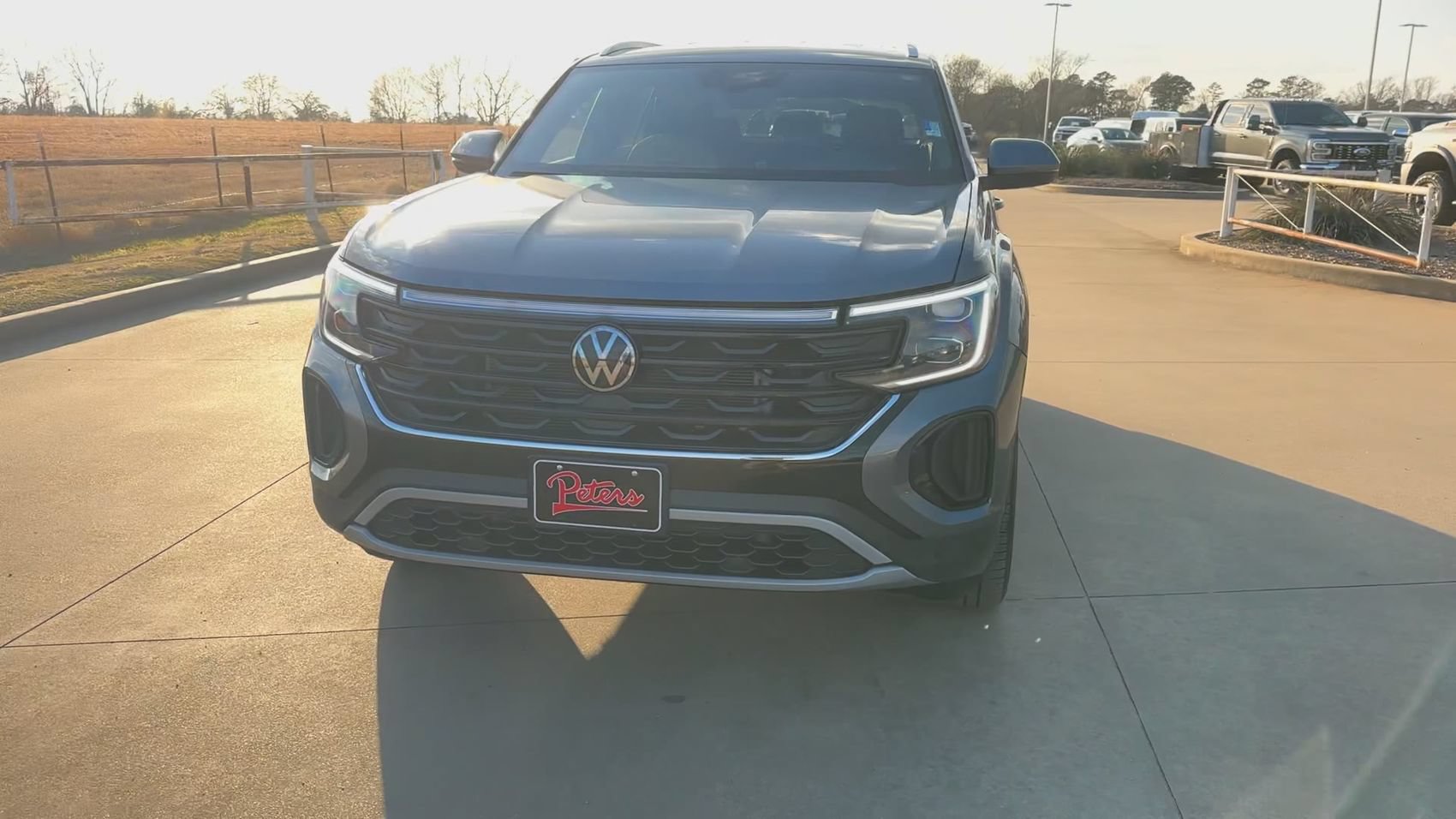 Used 2025 Volkswagen Atlas Cross Sport SE FWD image 4