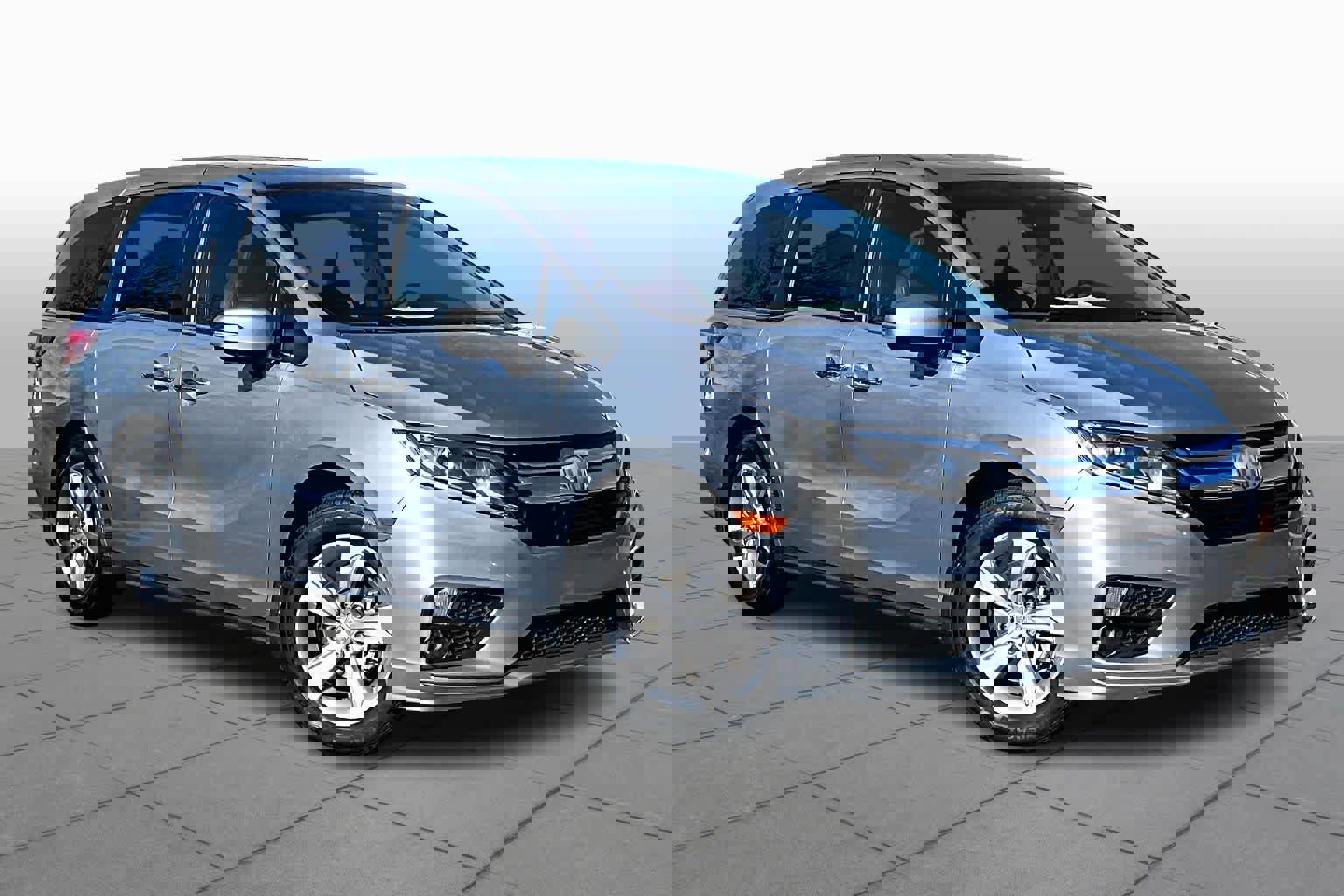 Certified 2019 Honda Odyssey EX-L image 3