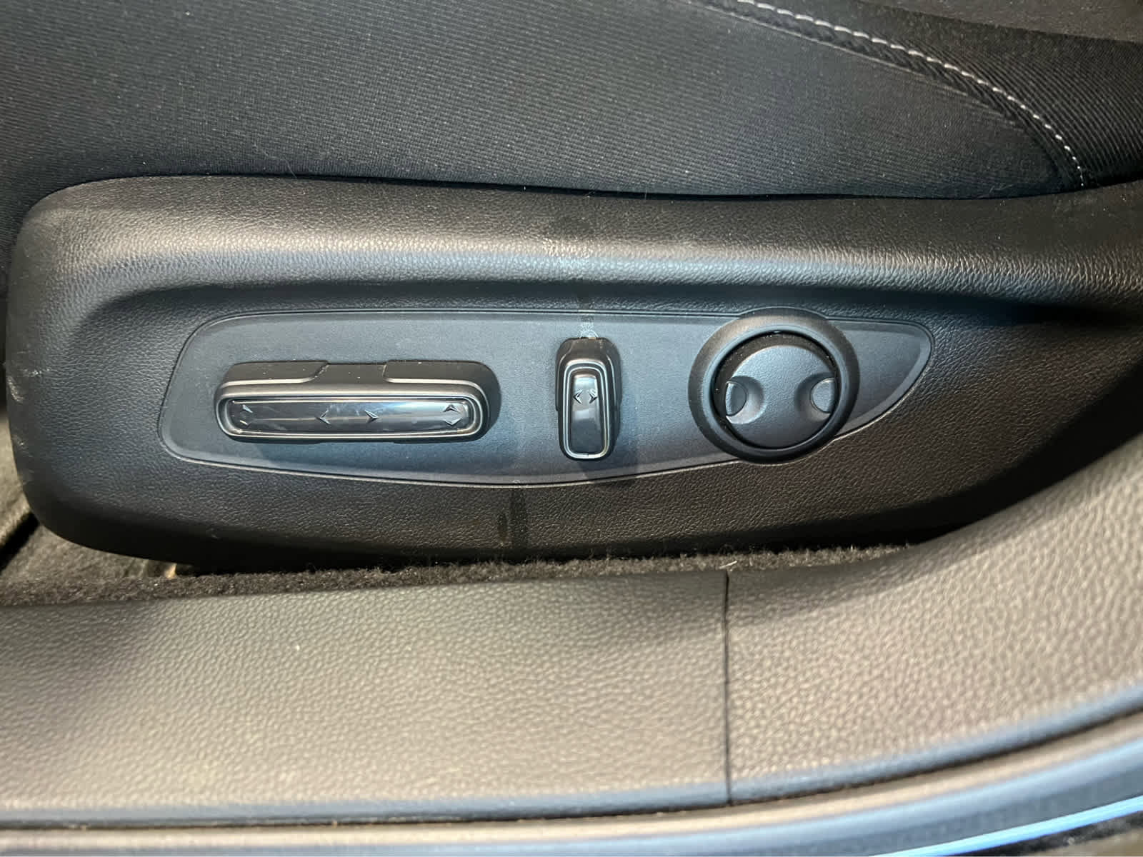 Used 2023 Honda Accord EX image 13