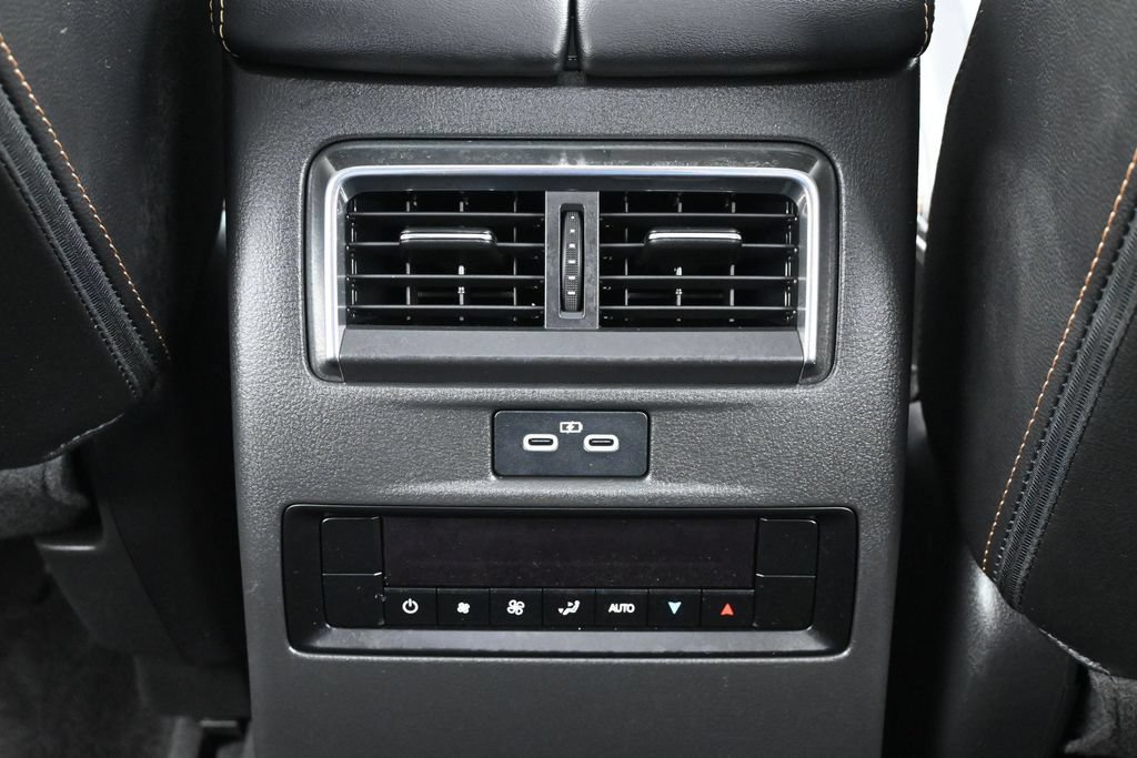 Used 2024 MAZDA CX-90 Plug-In Hybrid w/ Preferred AWD/4WD image 17