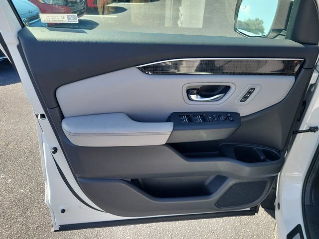Certified 2024 Honda Pilot Elite image 18