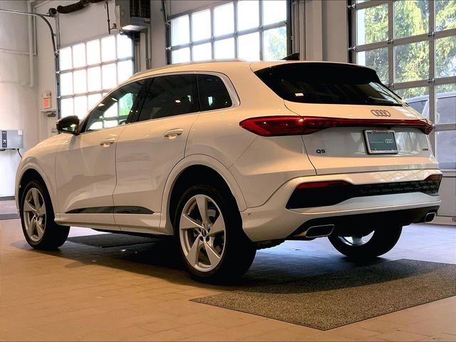 Certified 2025 Audi Q5 Premium Plus w/ Premium Plus AWD/4WD image 3