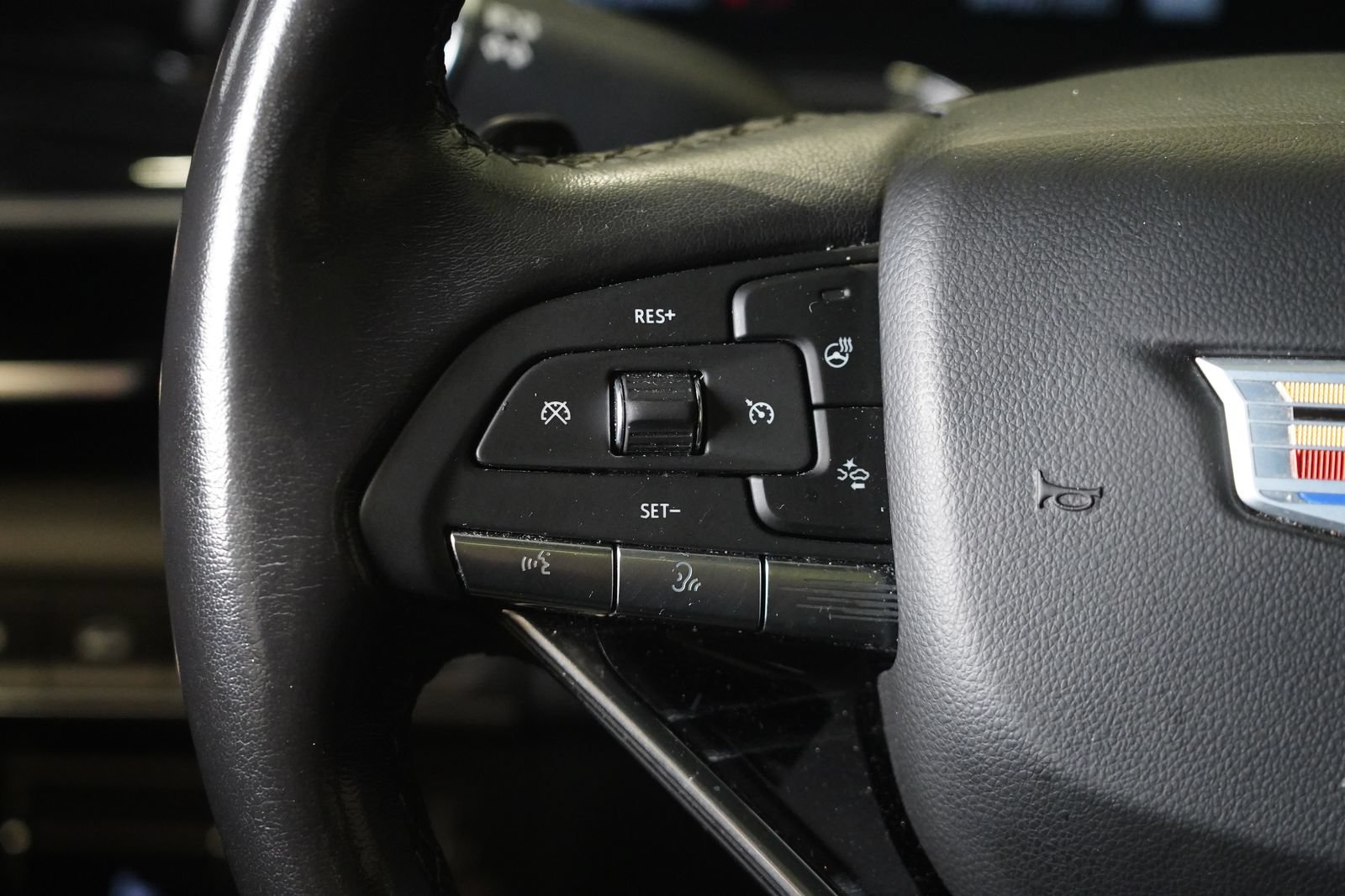 Used 2021 Cadillac Escalade Sport w/ Driver Assist Tech Package AWD/4WD image 17
