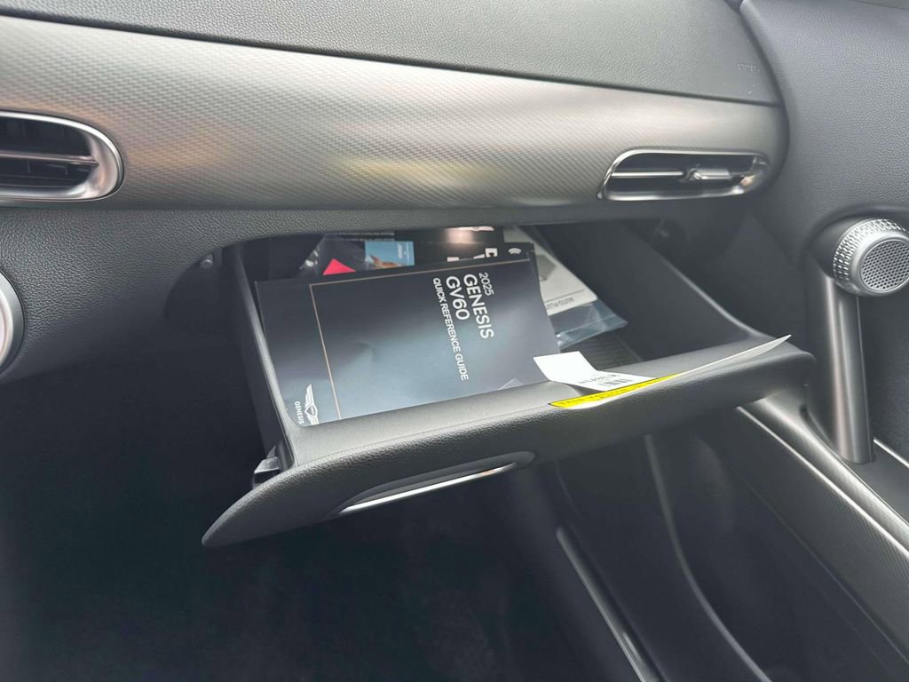 New 2025 Genesis GV60 Advanced AWD/4WD image 31