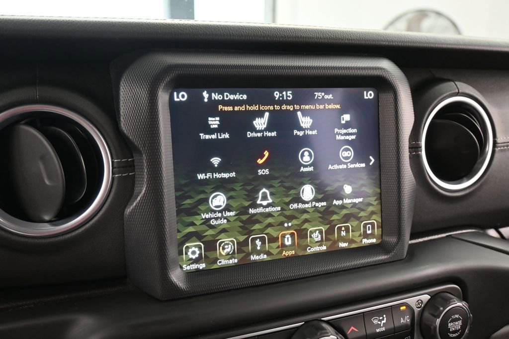 Used 2018 Jeep Wrangler Unlimited Sahara AWD/4WD image 19