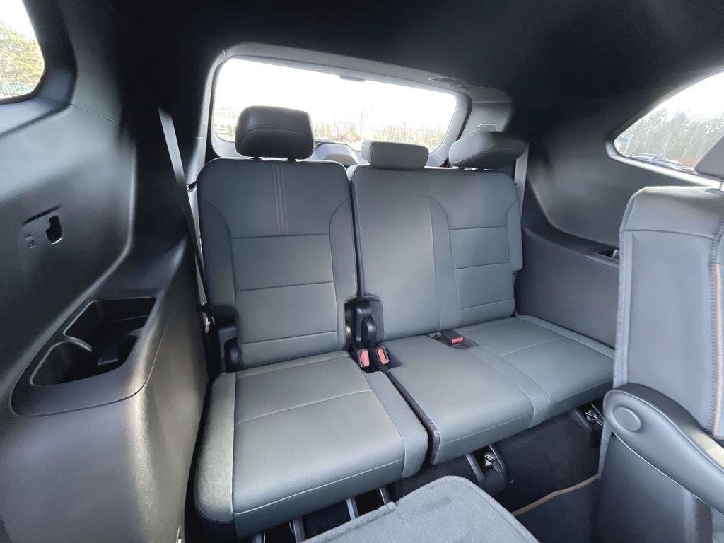 New 2026 GMC Acadia AT4 AWD/4WD image 33