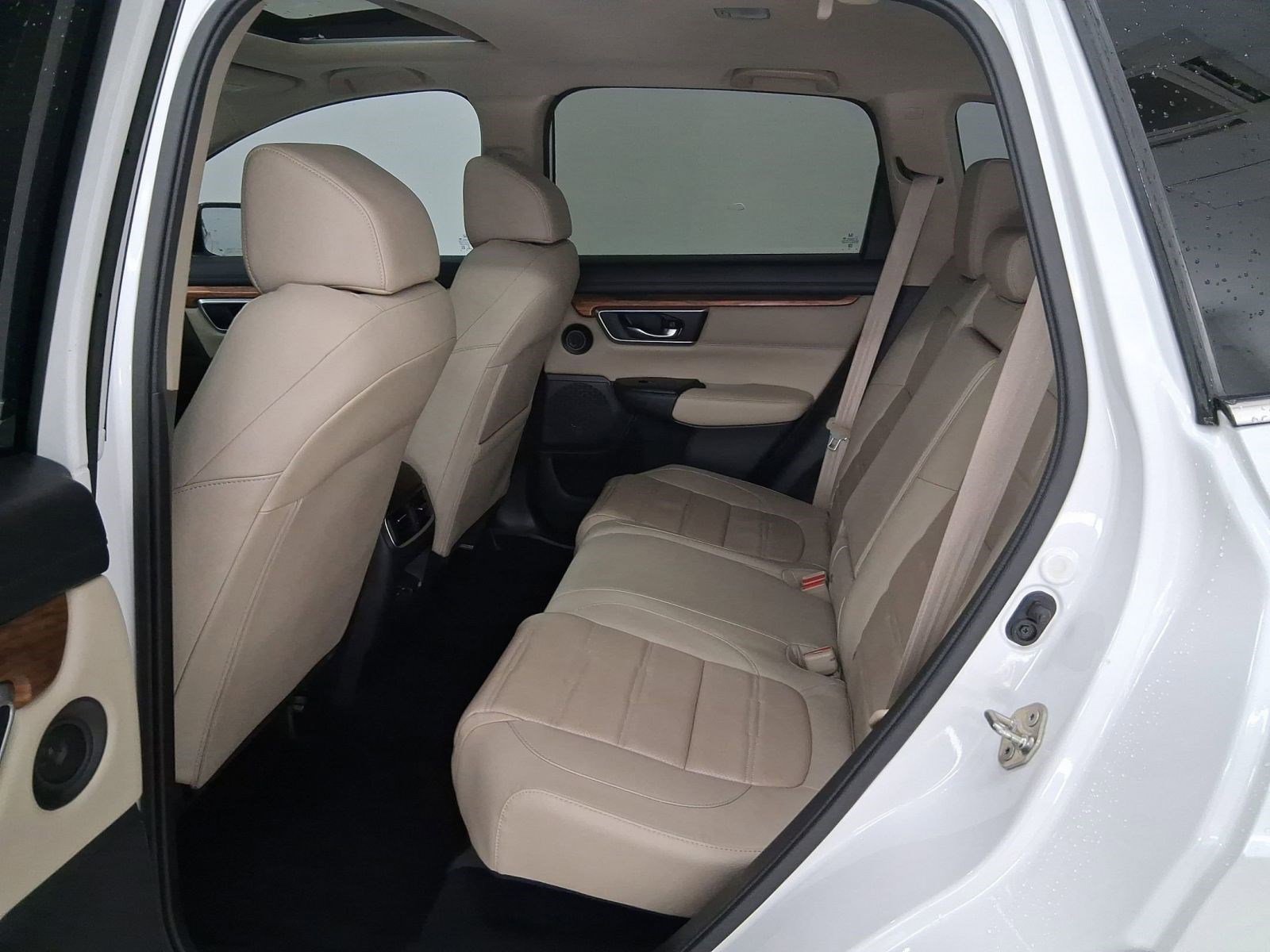 Used 2019 Honda CR-V Touring image 13