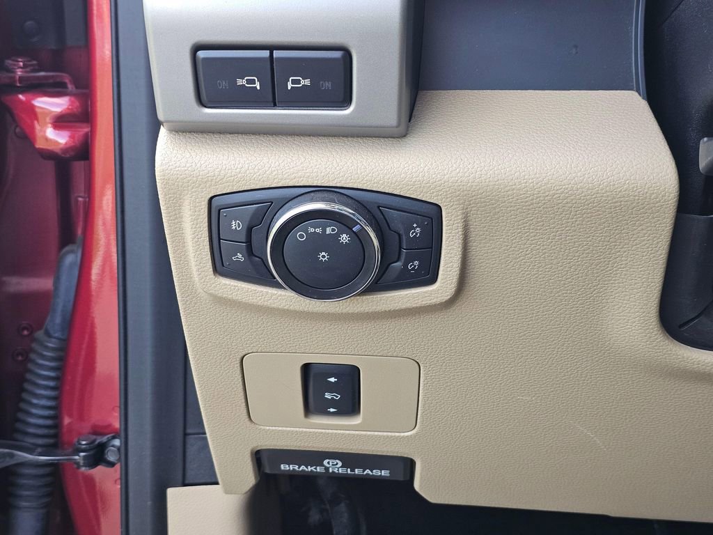 Used 2018 Ford F250 Lariat w/ Chrome Package AWD/4WD image 23