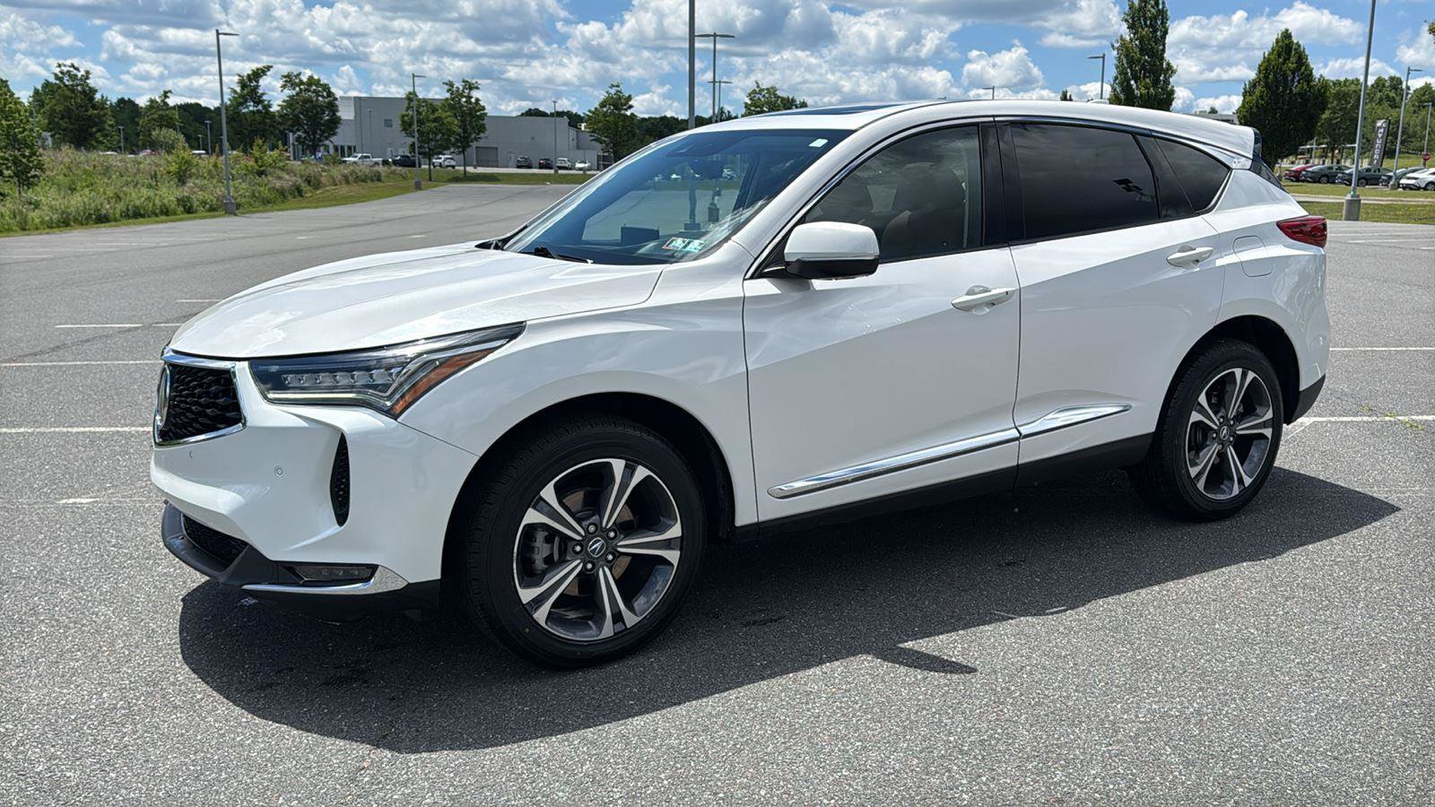 Used 2023 Acura RDX AWD w/ Advance Package image 13