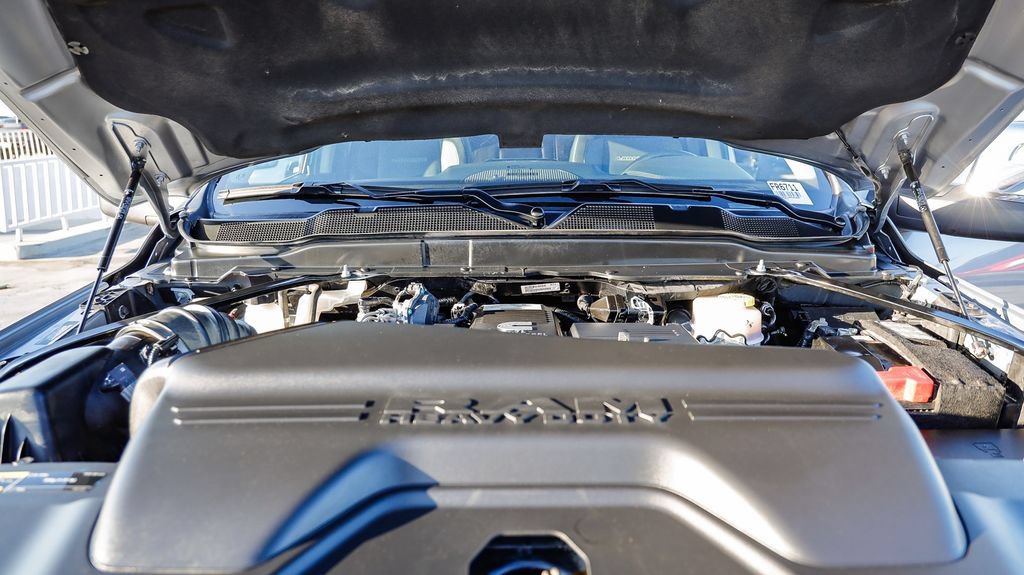Used 2024 RAM 2500 Laramie AWD/4WD image 30